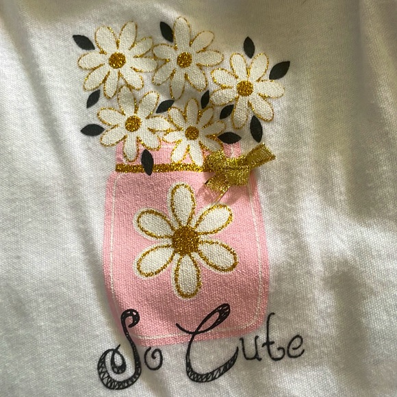 Too cute! Baby girl two piece set. - Picture 5 of 6